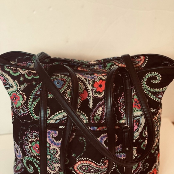 Trimmed Vera Bradley Kiev tote bag - Picture 5 of 6